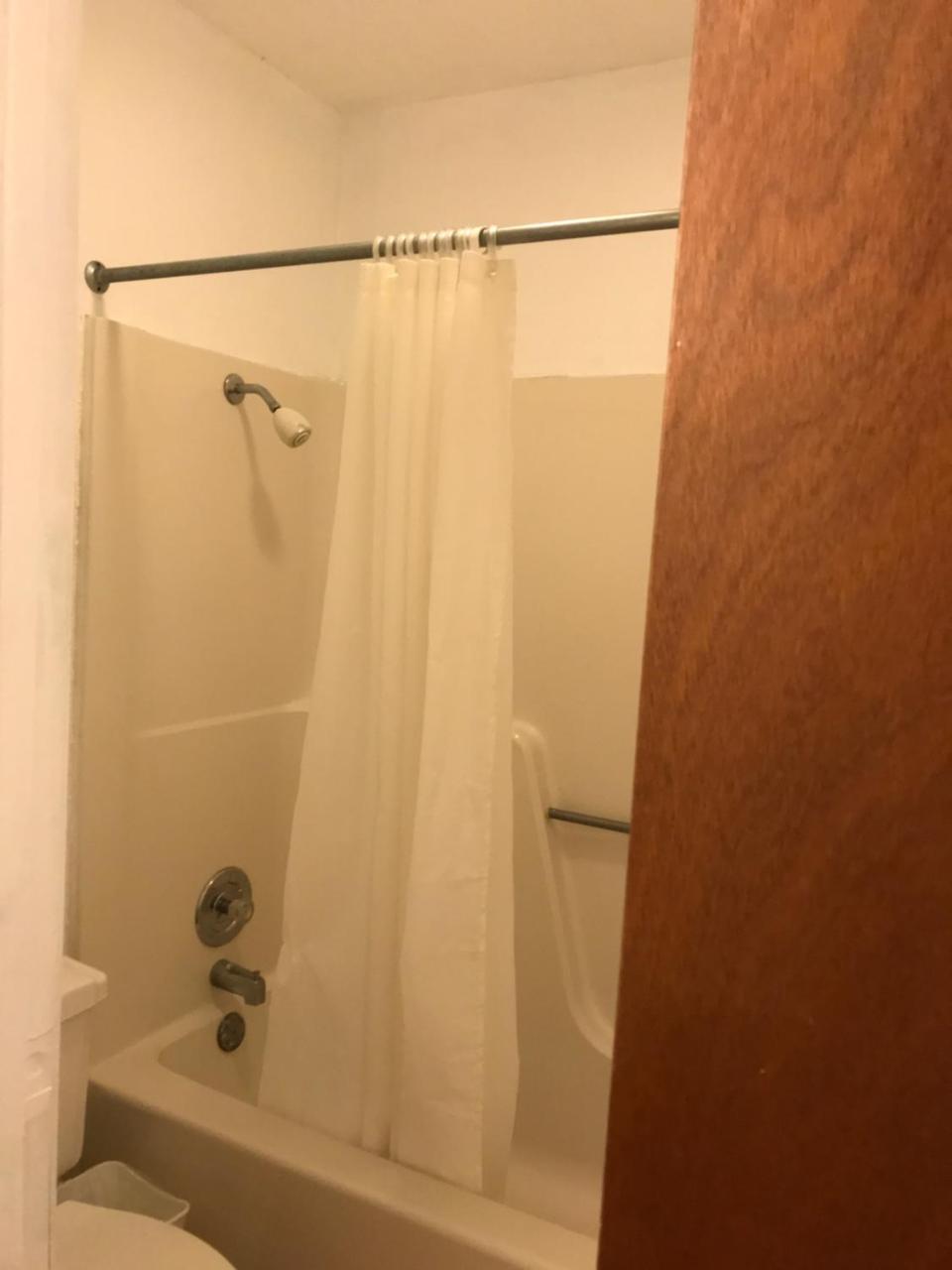 Luxury Inn George West エクステリア 写真
